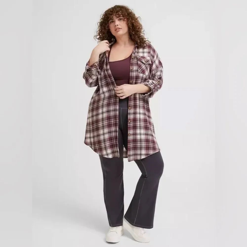 Torrid Flannel Gauze Oversized Shacket in Aiki Plaid Whisper White Size 1/1X
